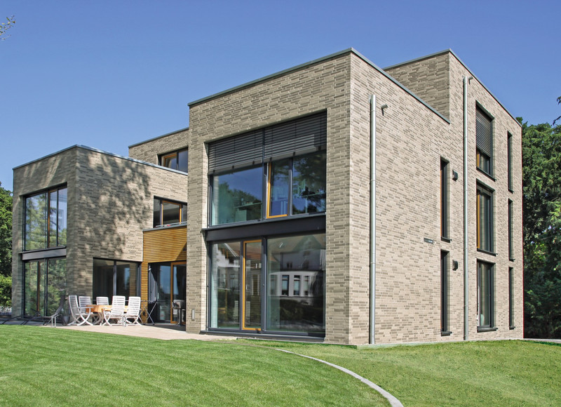 New format of clinker bricks
