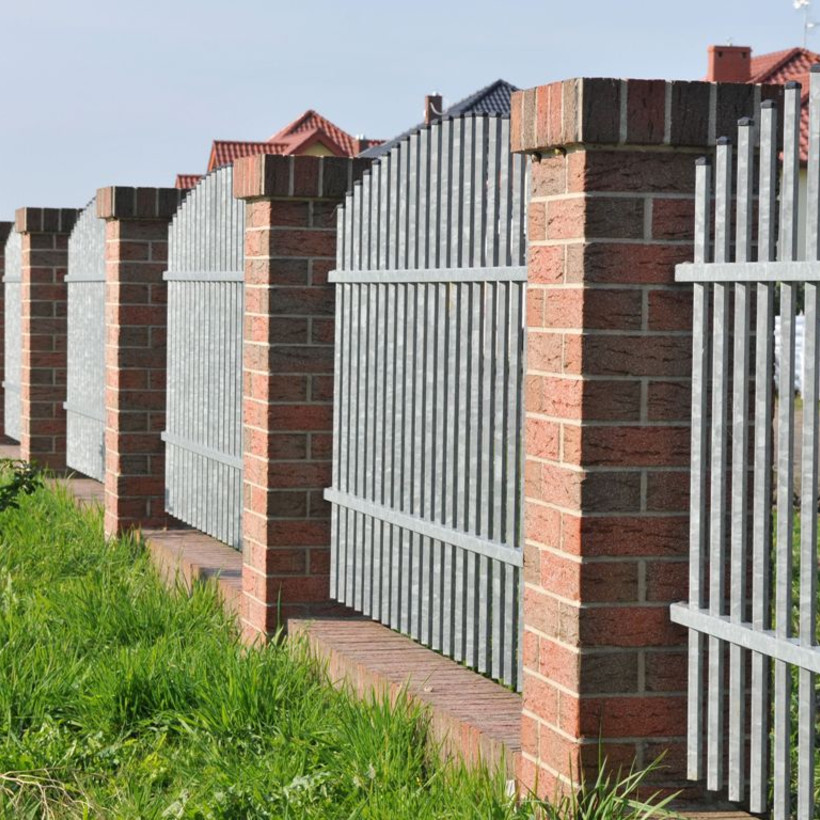 Fence made of shaded clinker Victoria brick Fence made of shaded clinker Victoria brick