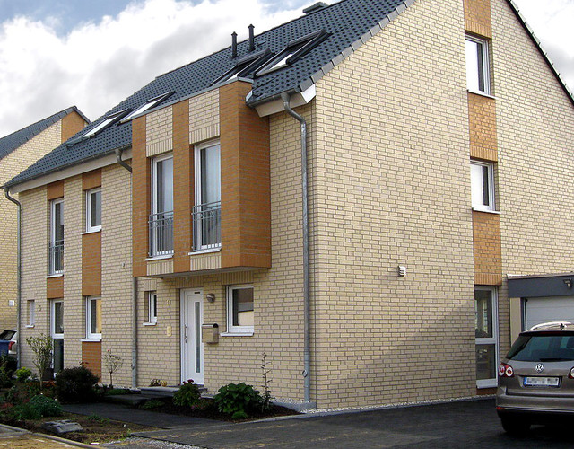 Residential buildings made of sandy and white Sorrento brick