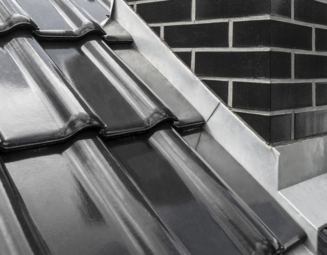  Glazed brick Tobago