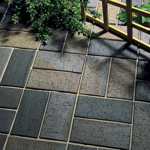 Schwabing black muted with a bevel