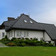 A single-family house covered with MONZAtobago