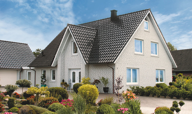  A single-family house covered with Piemont tile
